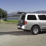 Nissan Armada 2008 года